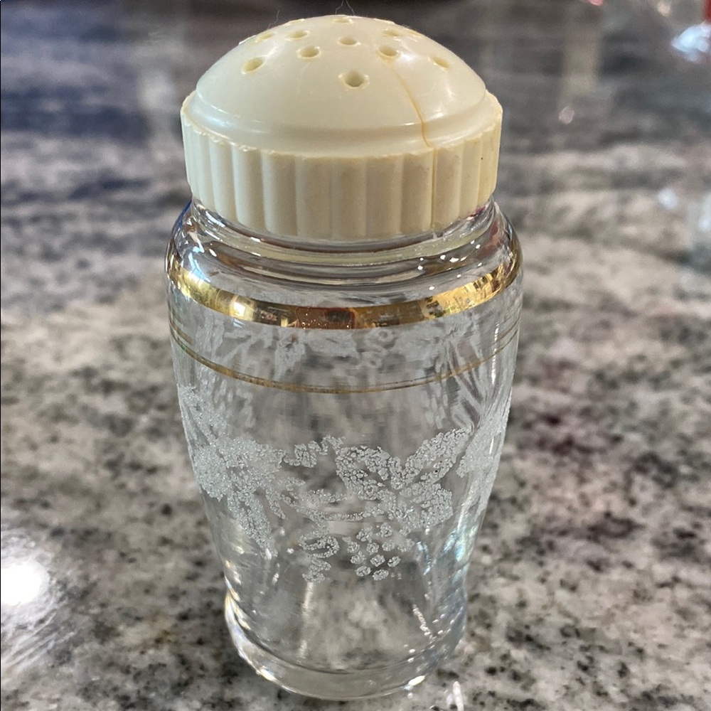 Vintage Bartlett Collins Single Shaker!